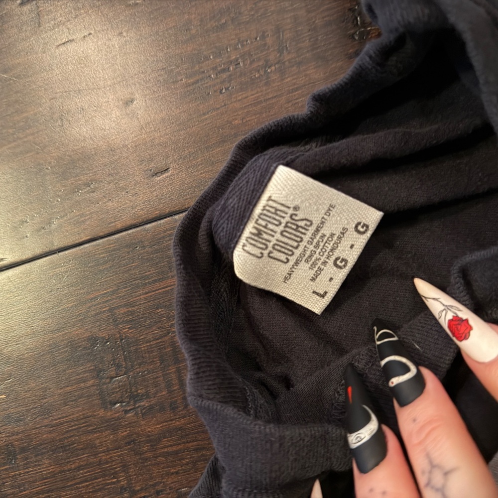 Oversized Tattoo Shirt - Picture 2 of 2